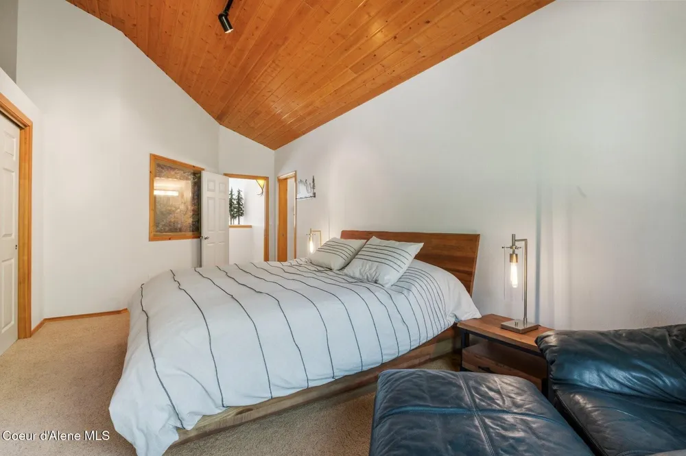 227 Crystal Springs Rd ## 3 Sandpoint, ID 83864