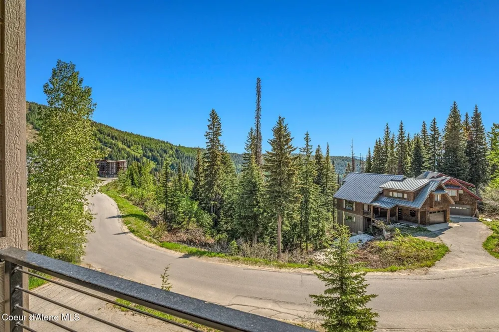 227 Crystal Springs Rd ## 3 Sandpoint, ID 83864
