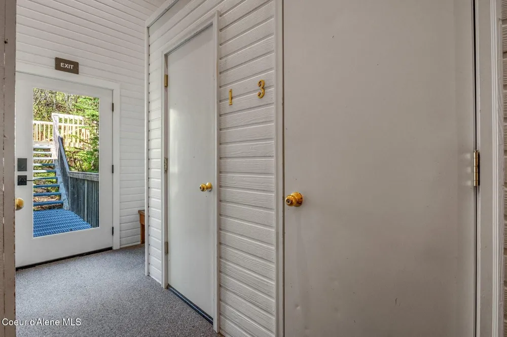 227 Crystal Springs Rd ## 3 Sandpoint, ID 83864