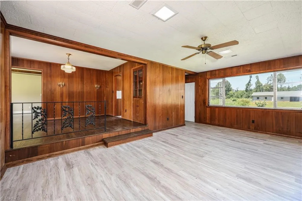 8521 US Highway 64 E Ramseur, NC 27316