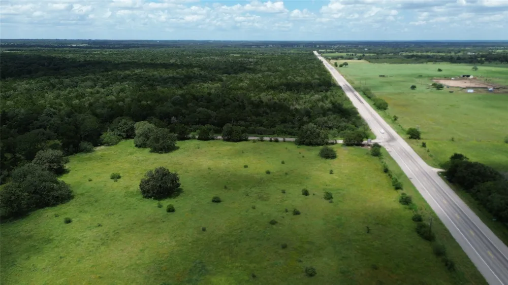 2 SH 95 Highway Smithville, TX 78957