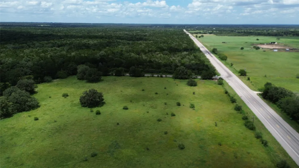 2 SH 95 Highway Smithville, TX 78957