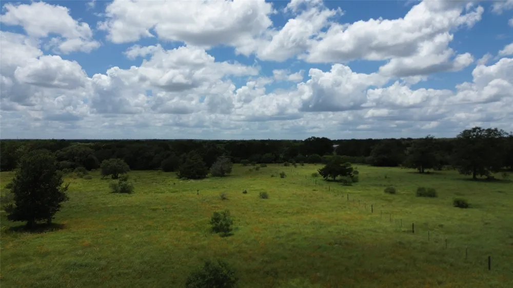 2 SH 95 Highway Smithville, TX 78957