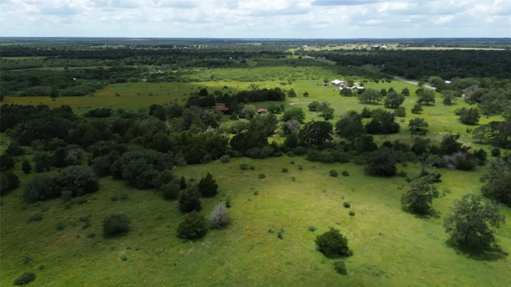 2 SH 95 Highway Smithville, TX 78957