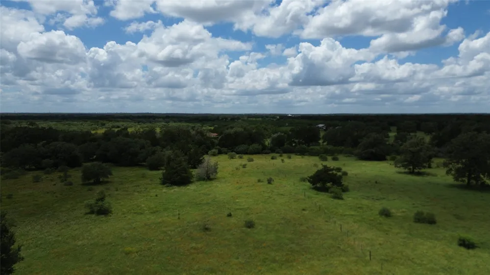 2 SH 95 Highway Smithville, TX 78957