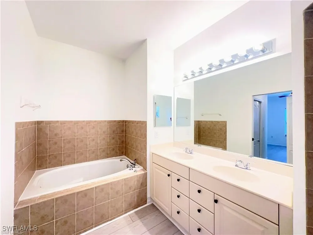 Sanctuary Drive #1 Naples, FL 34104