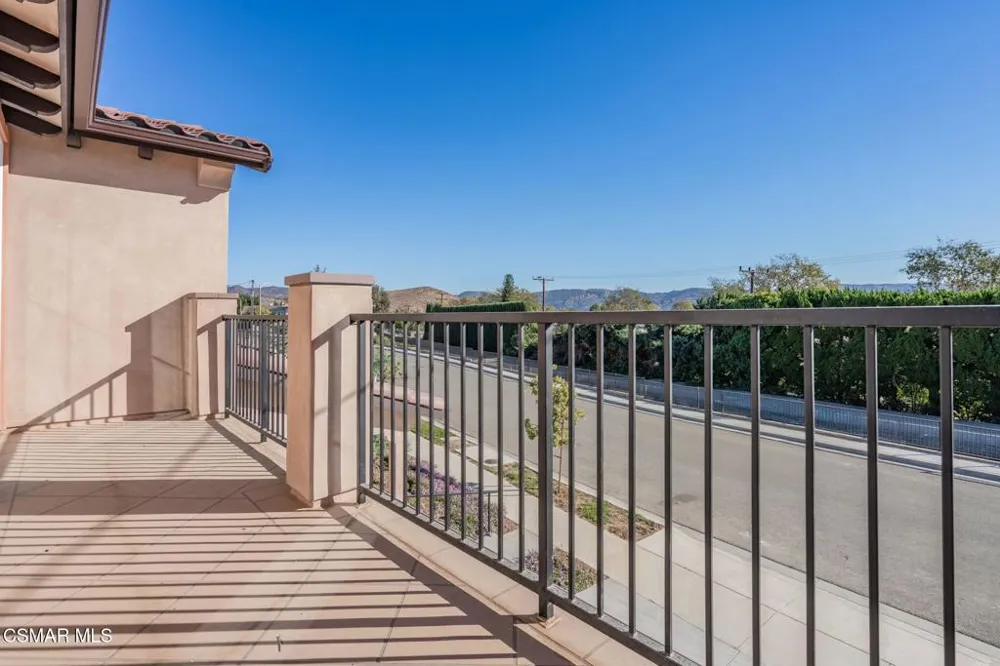 4679 Summit Avenue Simi Valley, CA 93063