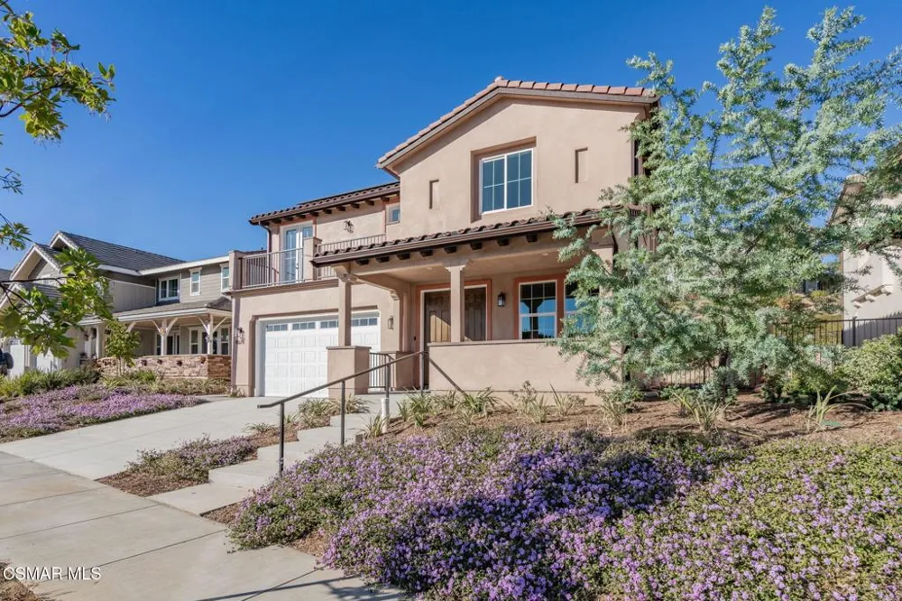 4679 Summit Avenue Simi Valley, CA 93063
