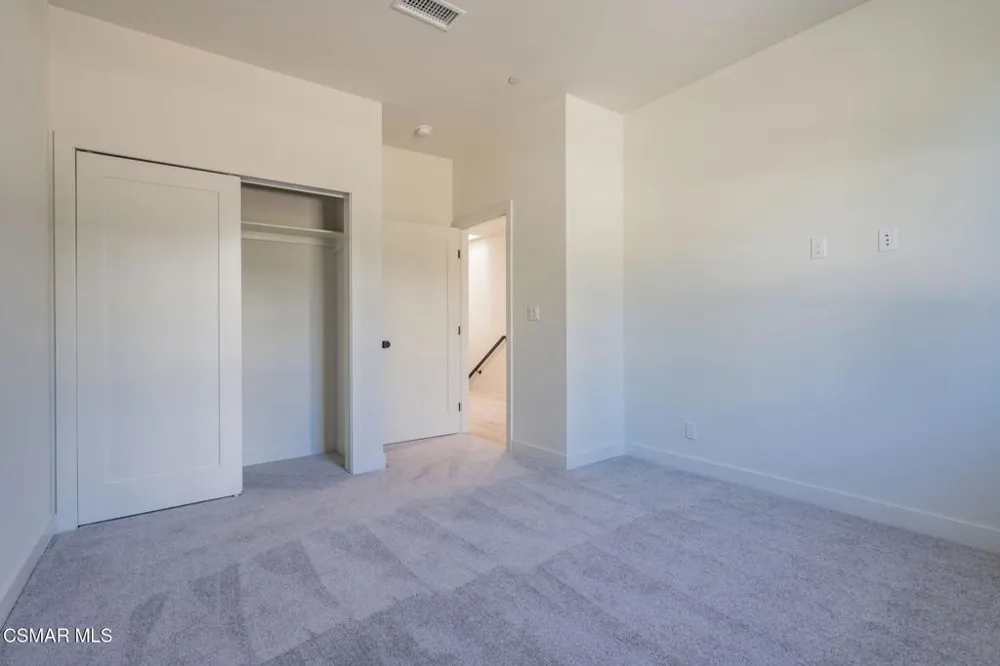 4679 Summit Avenue Simi Valley, CA 93063