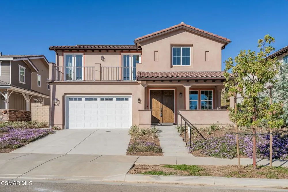 4679 Summit Avenue Simi Valley, CA 93063