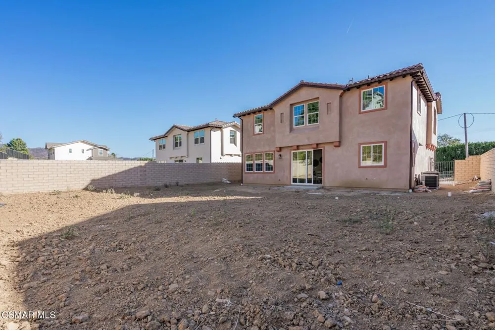 4679 Summit Avenue Simi Valley, CA 93063