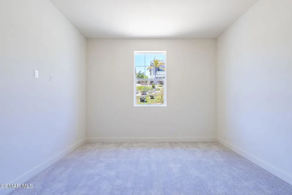 4679 Summit Avenue Simi Valley, CA 93063