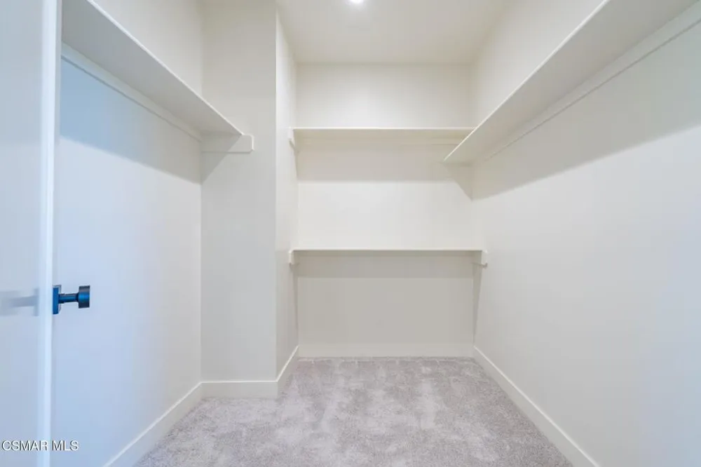4679 Summit Avenue Simi Valley, CA 93063