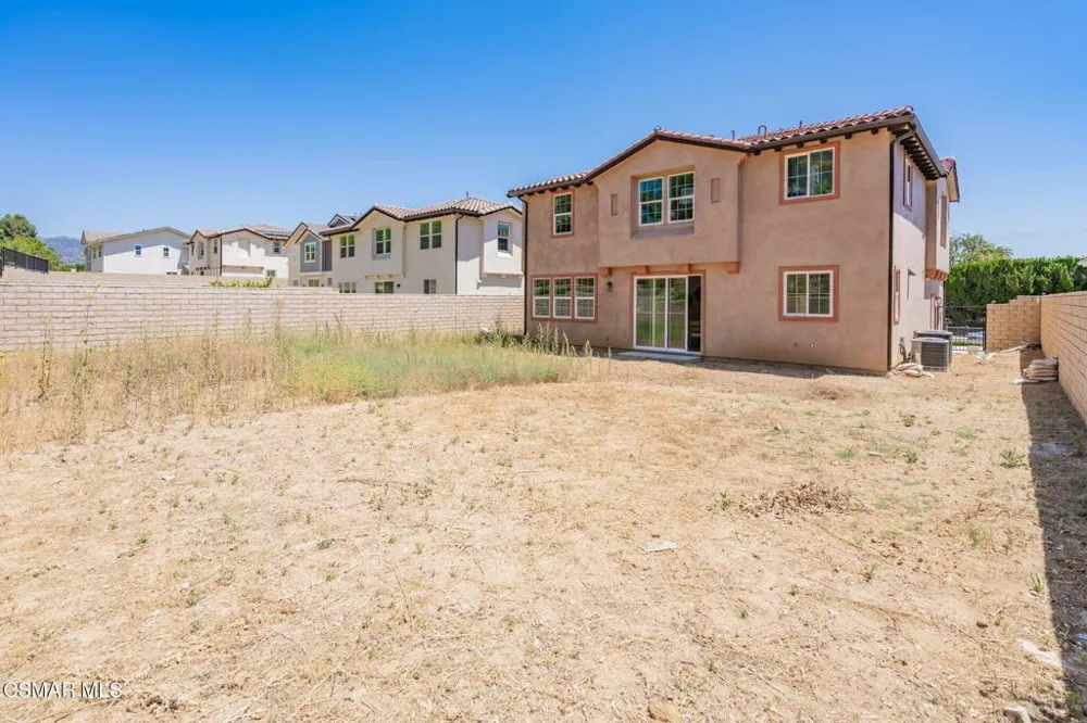 4679 Summit Avenue Simi Valley, CA 93063
