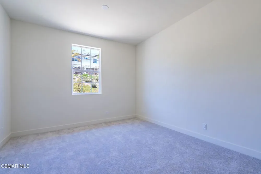 4679 Summit Avenue Simi Valley, CA 93063