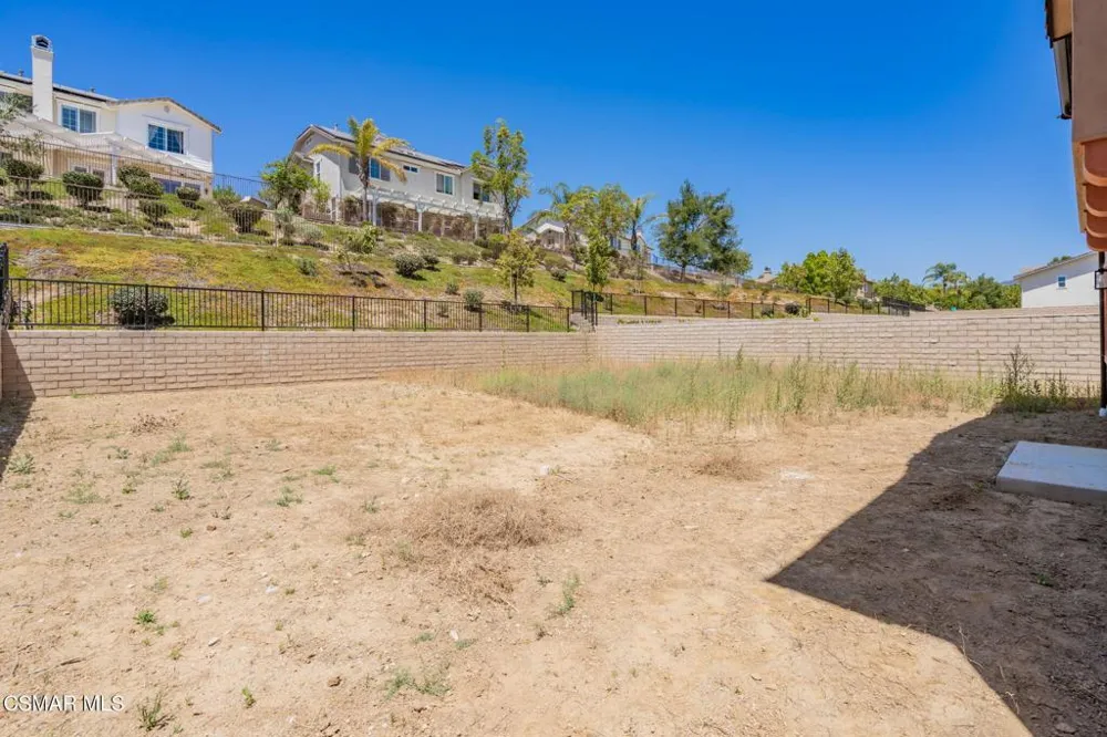 4679 Summit Avenue Simi Valley, CA 93063