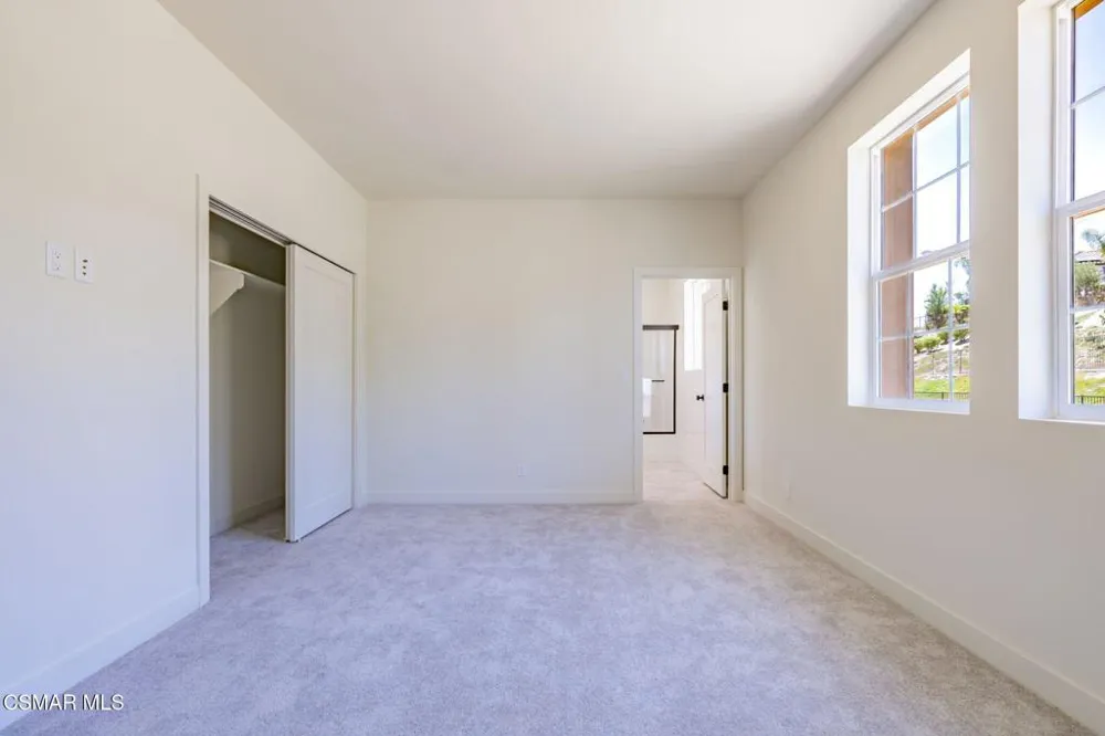 4679 Summit Avenue Simi Valley, CA 93063