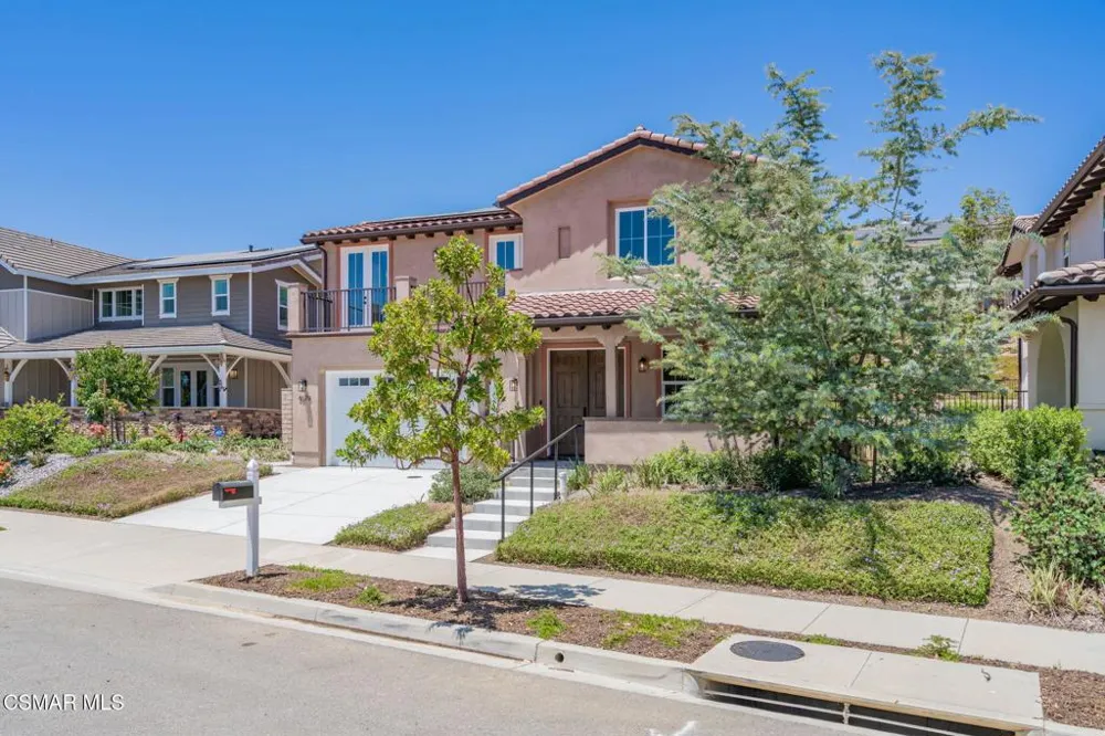 4679 Summit Avenue Simi Valley, CA 93063