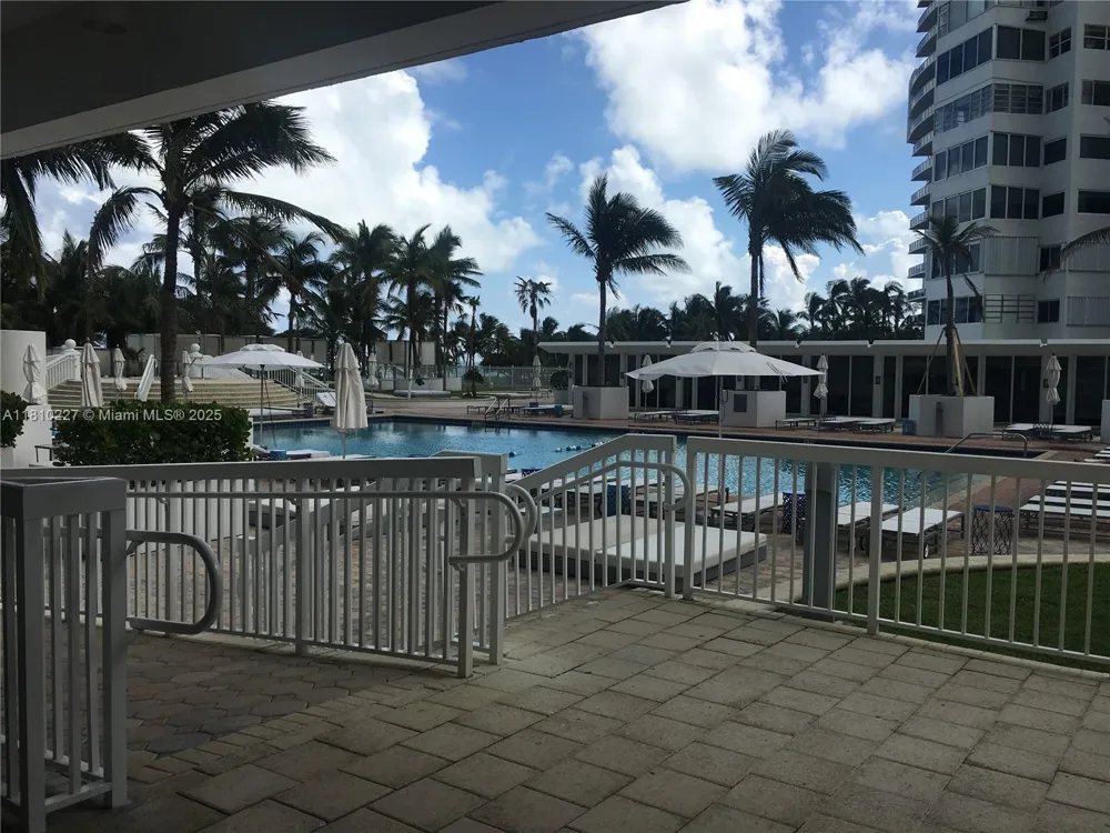 10275 Collins Ave #628 Bal Harbour, FL 33154