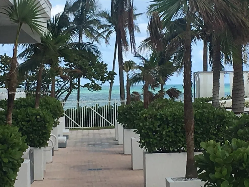 10275 Collins Ave #628 Bal Harbour, FL 33154