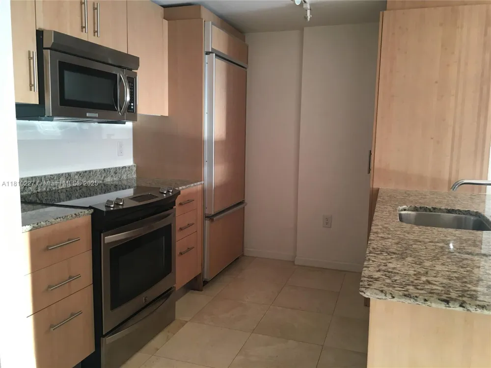 10275 Collins Ave #628 Bal Harbour, FL 33154