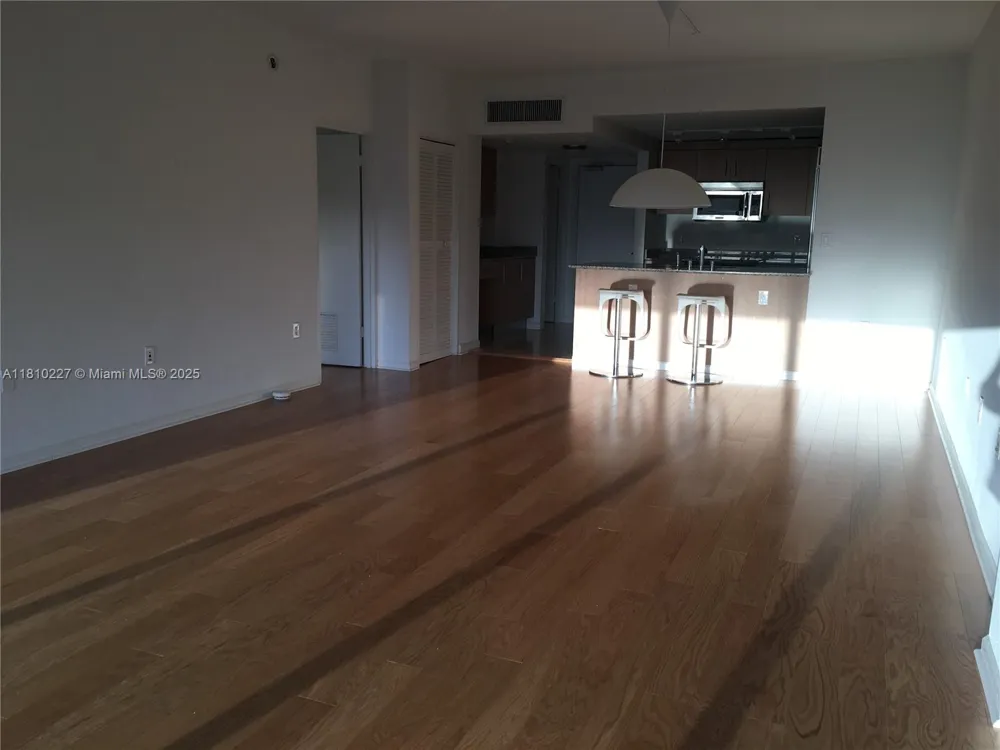 10275 Collins Ave #628 Bal Harbour, FL 33154