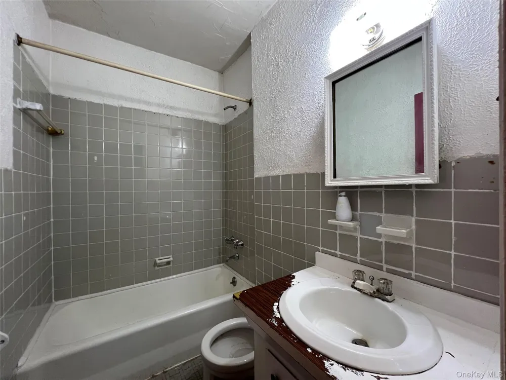 315 King Street #2H Port Chester, NY 10573