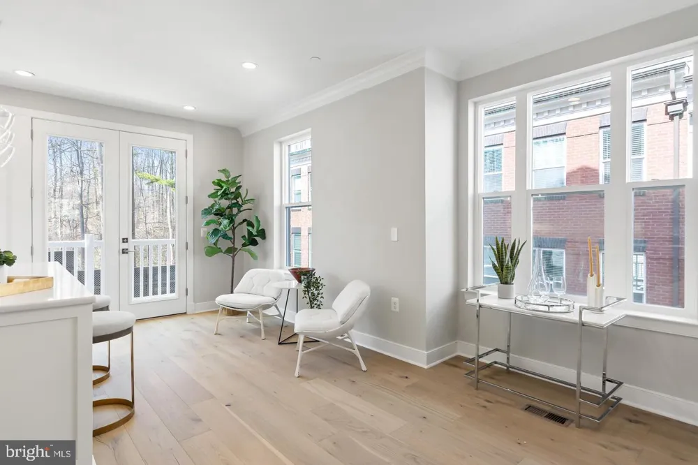 10302 GROSVENOR PLACE Rockville, MD 20852