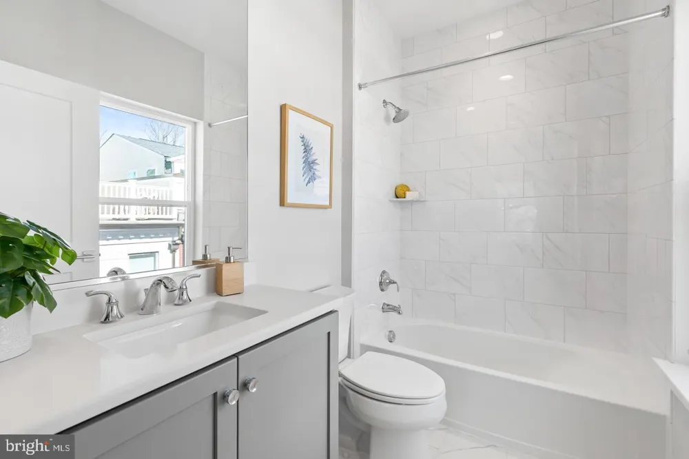 10302 GROSVENOR PLACE Rockville, MD 20852