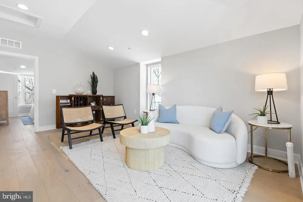 10302 GROSVENOR PLACE Rockville, MD 20852