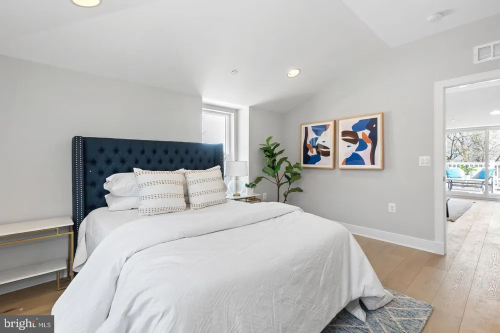 10302 GROSVENOR PLACE Rockville, MD 20852