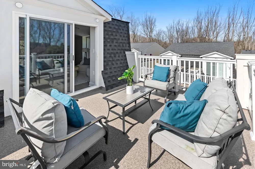 10302 GROSVENOR PLACE Rockville, MD 20852
