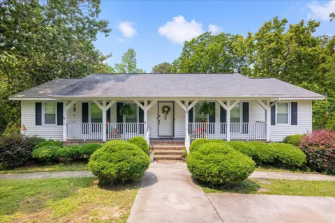 570 Wallace-Wells Circle