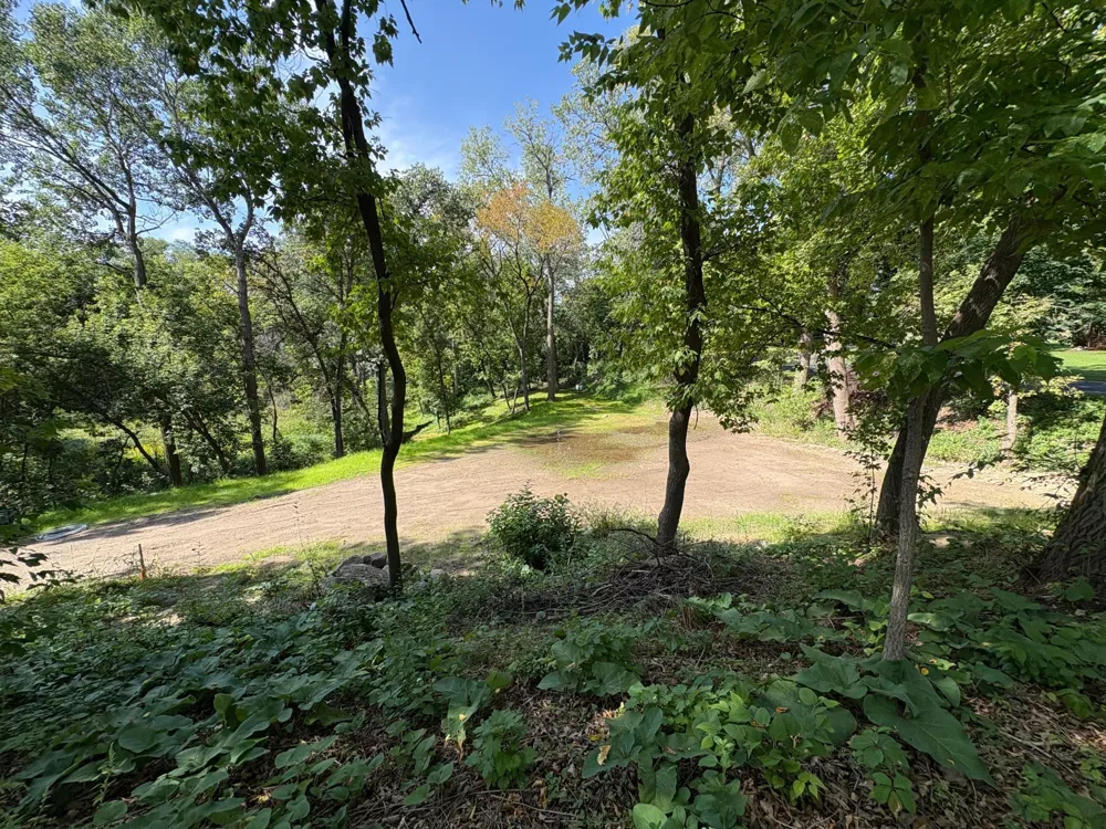 13420 Nicollet Lane Burnsville, MN 55337