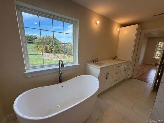 4 Jefferson Avenue New Windsor, NY 12553