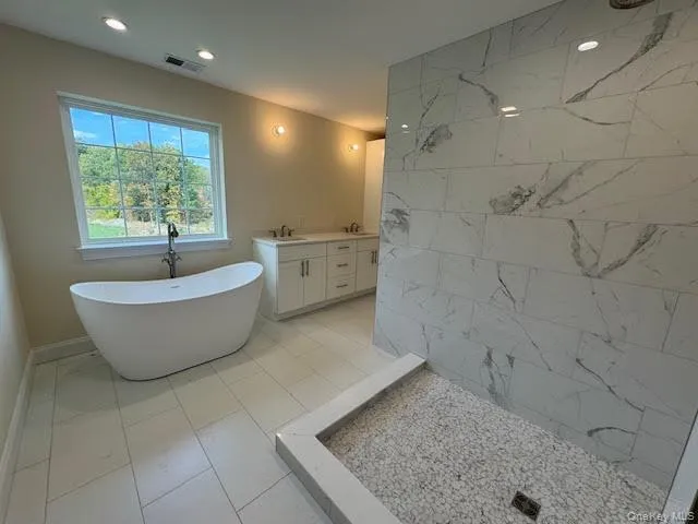 4 Jefferson Avenue New Windsor, NY 12553