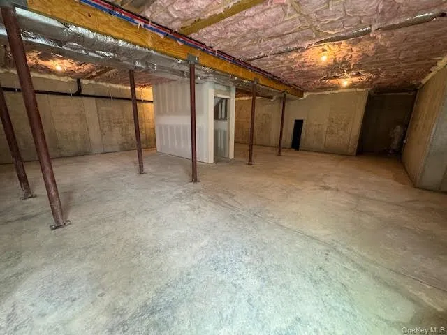 4 Jefferson Avenue New Windsor, NY 12553