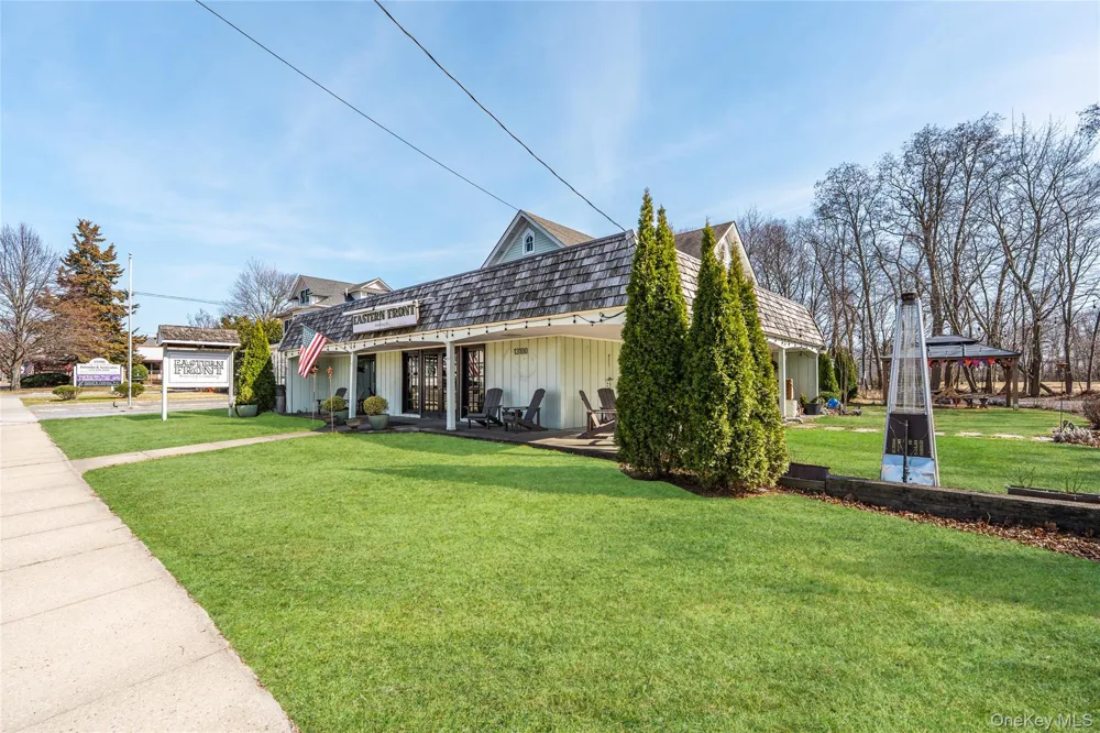 13100 Main Rd Mattituck, NY 11952