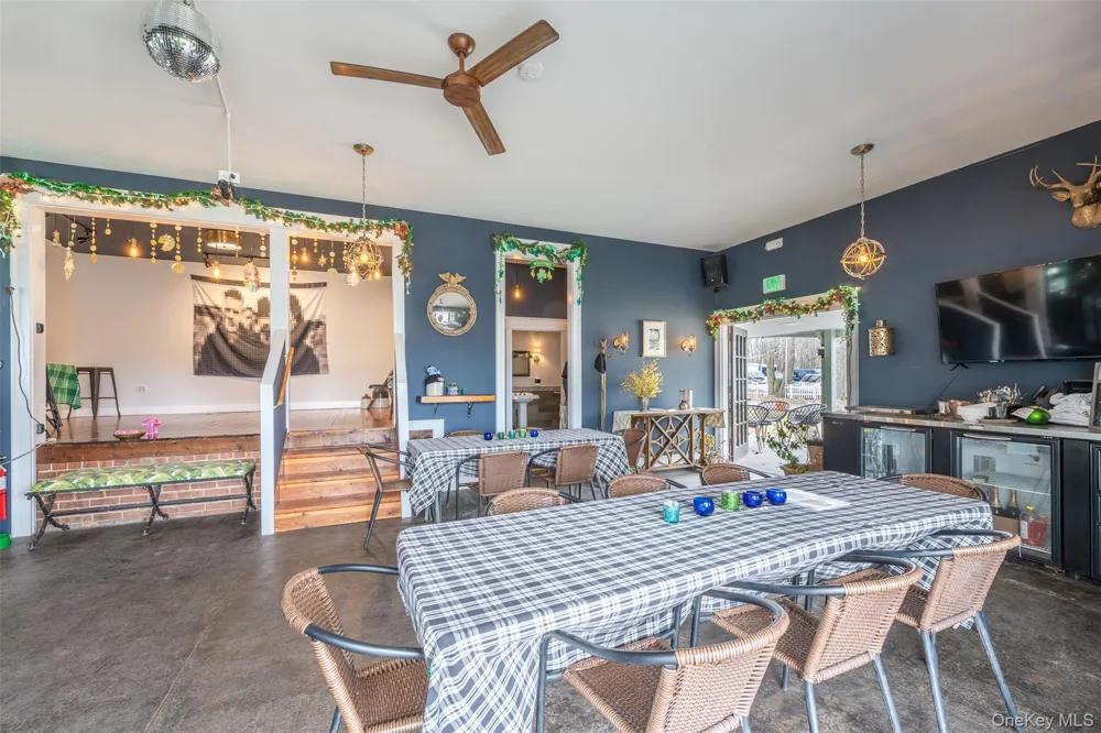 13100 Main Rd Mattituck, NY 11952