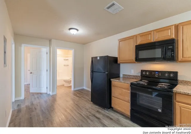 8111 Landing San Antonio, TX 78227