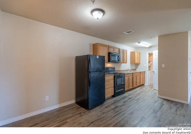 8111 Landing San Antonio, TX 78227