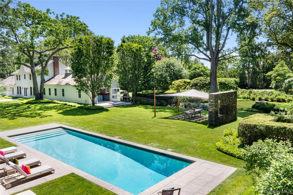 182 Church Lane Bridgehampton, NY 11932