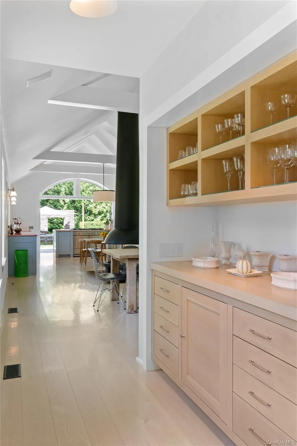 182 Church Lane Bridgehampton, NY 11932