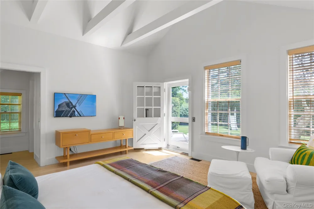 182 Church Lane Bridgehampton, NY 11932
