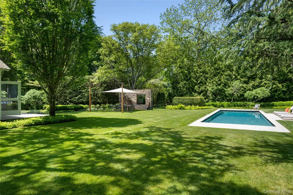 182 Church Lane Bridgehampton, NY 11932