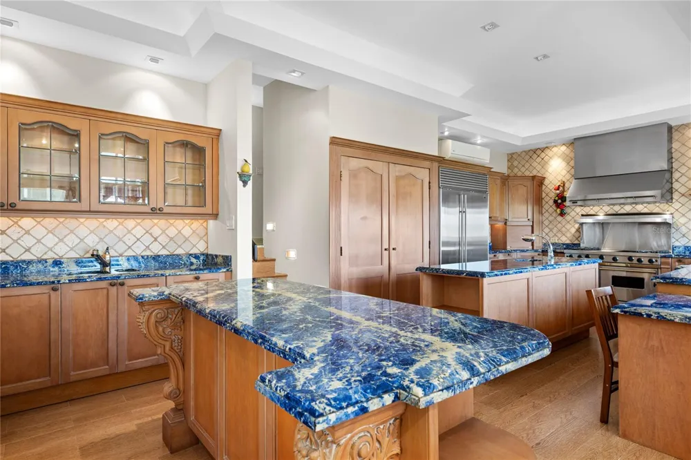 10 RIDGETOP Humacao, PR 00791