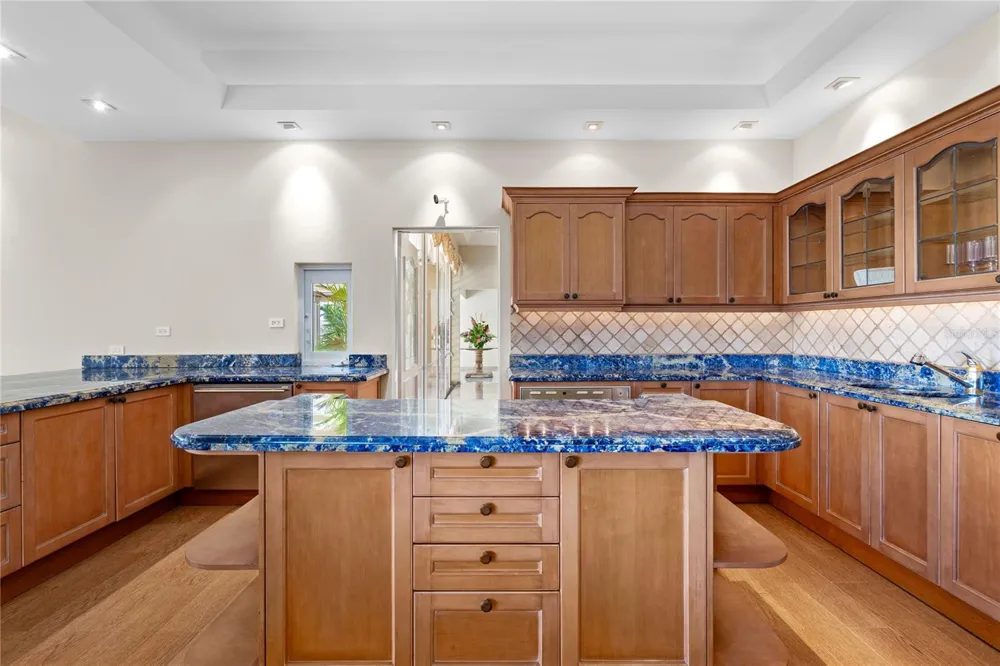10 RIDGETOP Humacao, PR 00791