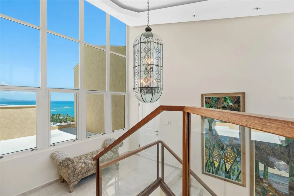 10 RIDGETOP Humacao, PR 00791
