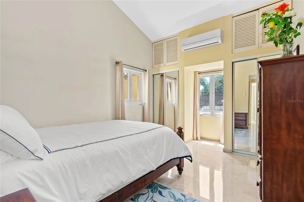 10 RIDGETOP Humacao, PR 00791