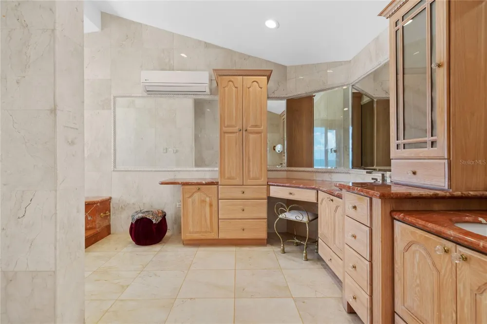 10 RIDGETOP Humacao, PR 00791